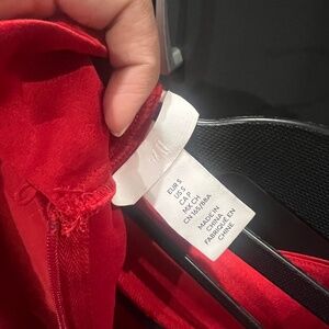 Beautiful red H&M dress